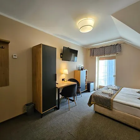 Klodzko-zacisze - Sauna - Parking - Silownia - Komnata Solna