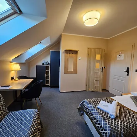 Oda ve Kahvaltı Willa Klodzko-Zacisze - Sauna - Silownia - Komnata Solna - Parking - Sniadanie - Check-In-24H 3*