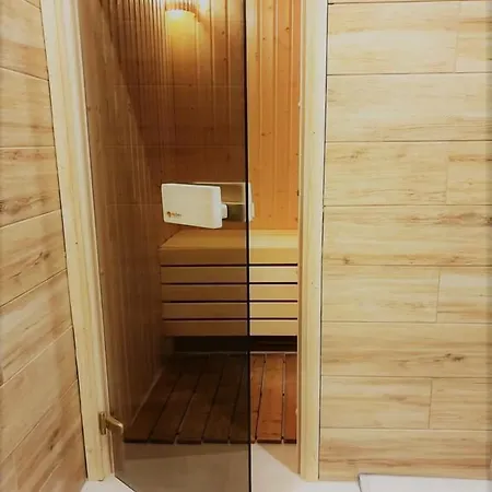 B&B Klodzko-zacisze - Wellness & Fitness 쿠드즈코
