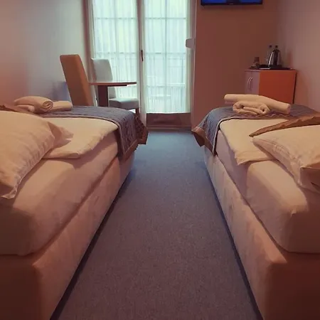 Panzió - Zacisze - Sauna - Silownia - Komnata Solna - Parking - Sniadanie -