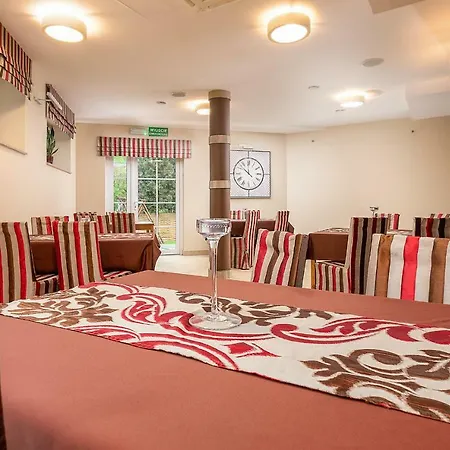 Willa Klodzko-Zacisze - Sauna - Silownia - Komnata Solna - Parking - Sniadanie - Check-In-24H