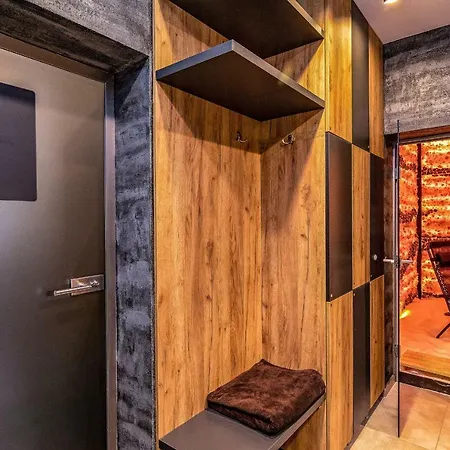 - Zacisze - Sauna - Silownia - Komnata Solna - Parking - Sniadanie - 3*