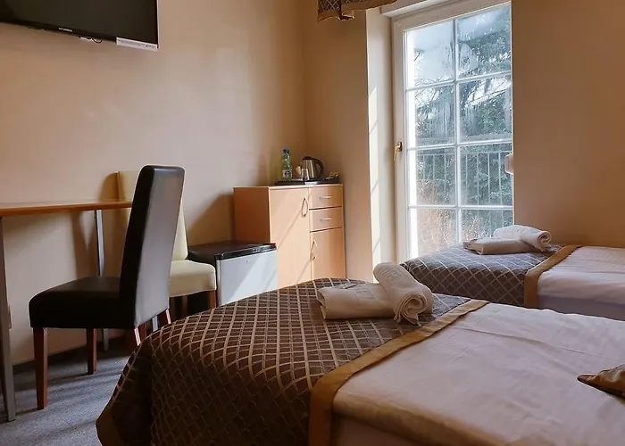 Klodzko-zacisze - Wellness & Fitness Couette-café 3*